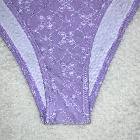 HALARA- NWT Solid Jacquard Bikini Bottom in Light Purple (Large) - Picture 6 of 11